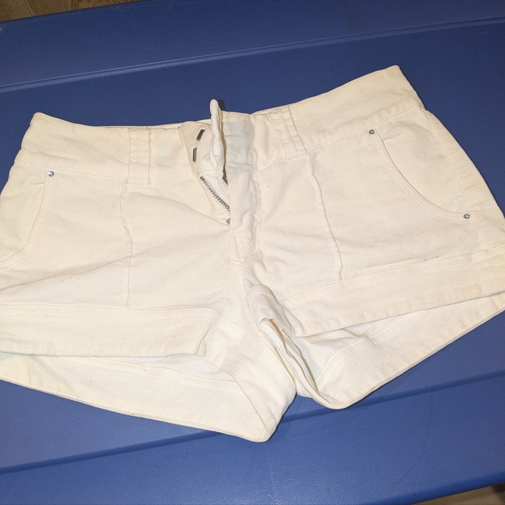 Vintage bebe High Waist Cream Shorts Matches Turtle Neck And Scarf Hat Set